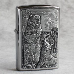 فندک زیپو اصل 200 Zippo Bear VS Wolf کد 29636